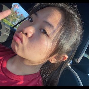 Meet your Posher, Anica